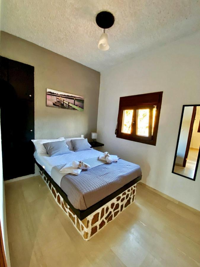 Peaceful Studio Apartment Near The Sea! Sitia  Buitenkant foto